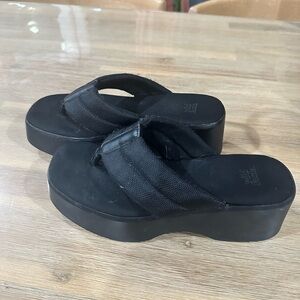 Wild Fable Platform sandals. Summer, Beach, coastal, vacation, Spring